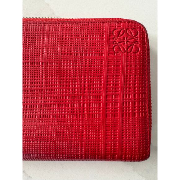 Loewe Red Embossed Leather Zip Anagram Long Wallet - Picture 2 of 7